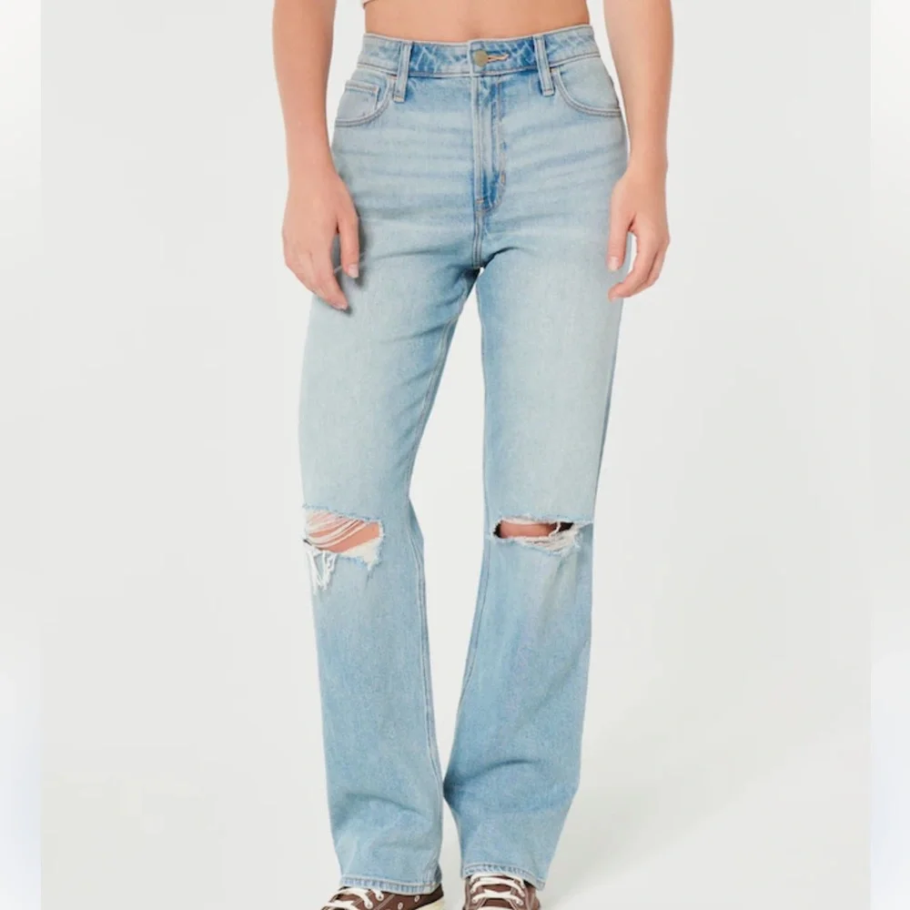 Ultra High Rise Dad Jeans - Picture 2 of 3